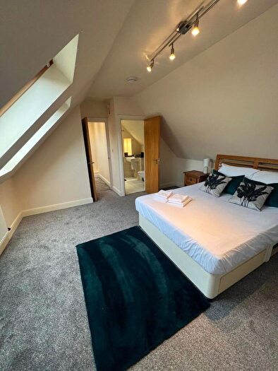2 Bedroom Apartment To Rent In Castle Gate Development, Bedford, MK40