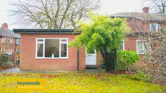 2 Bedroom Semi-Detached Bungalow To Rent In Princes Road, Hartshill, Newcastle-Under-Lyme ST4