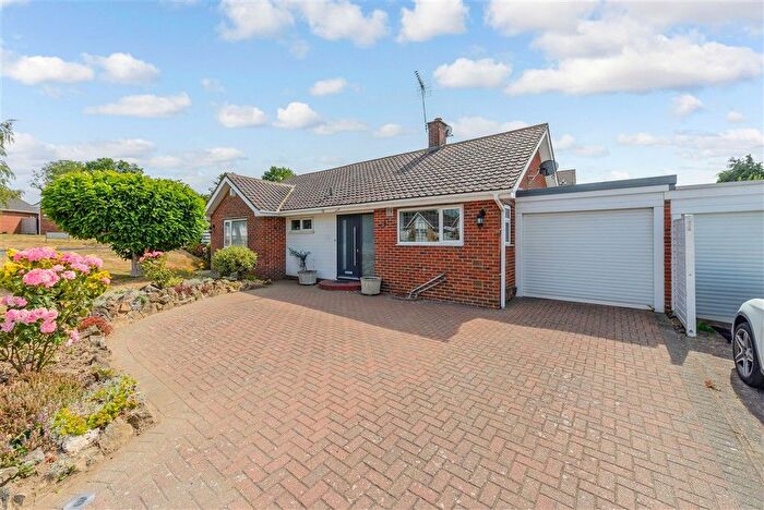 2 Bedroom Semi-Detached Bungalow For Sale In Sallows Shaw, Sole Street, Kent, DA13