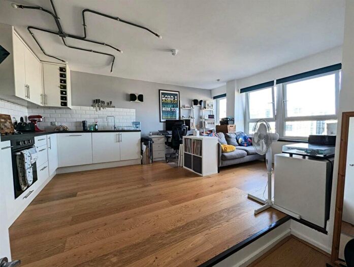 2 Bedroom Flat To Rent In Calderwood Street, London, SE18