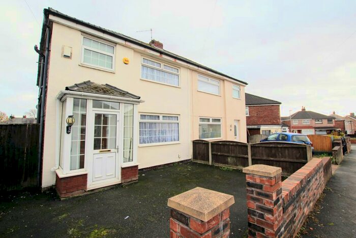 3 Bedroom Semi-Detached House To Rent In Ash Grove, Prescot, L35
