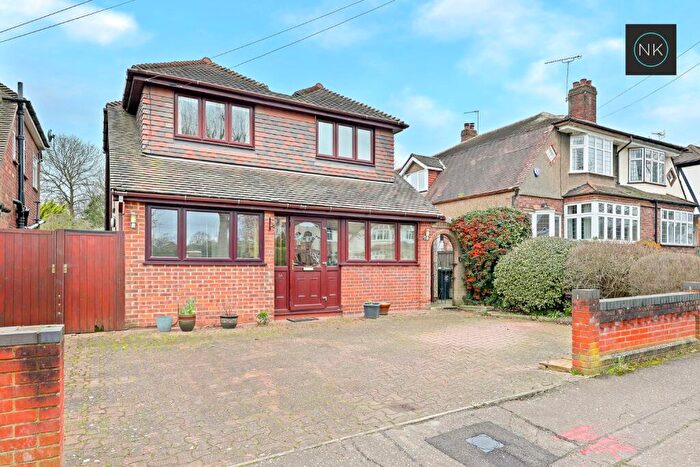 3 Bedroom Detached House For Sale In Morgan Crescent, Theydon Bois, Epping, Essex, CM16