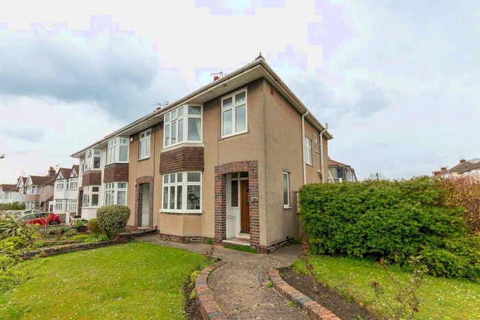 3 Bedroom End Of Terrace House To Rent In Wellington Hill West, Bristol, BS9
