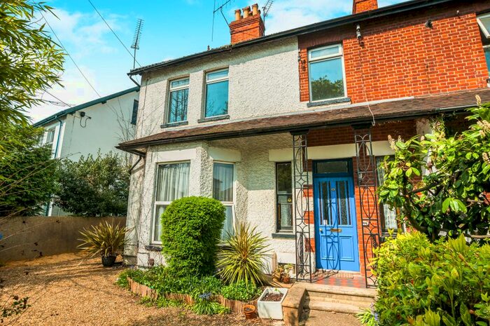 2 Bedroom Flat To Rent In St. Lukes Road, Maidenhead, SL6