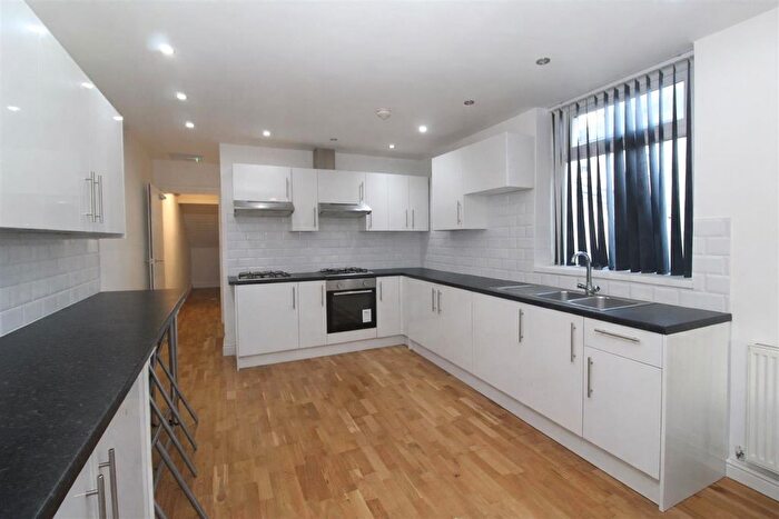 8 Bedroom Property To Rent In Pen-Y-Wain, Cathays, Cardiff, CF24