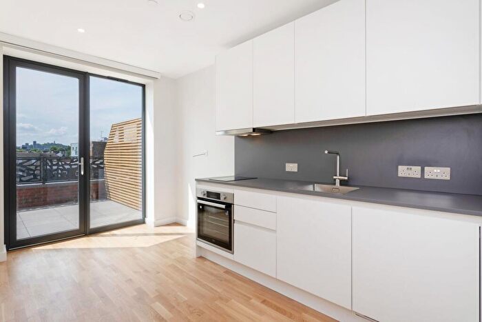 Flat To Rent In Premier House, Canning Road, HA3