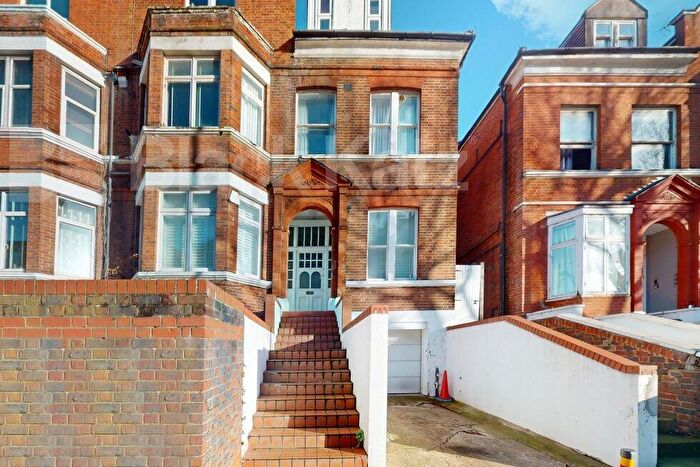 2 Bedroom Flat To Rent In Finchley Road, Finchley Road / Swiss Cottage, NW3