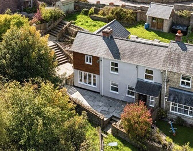 3 Bedroom Semi-Detached House For Sale In The Hollow, Drybrook, GL17