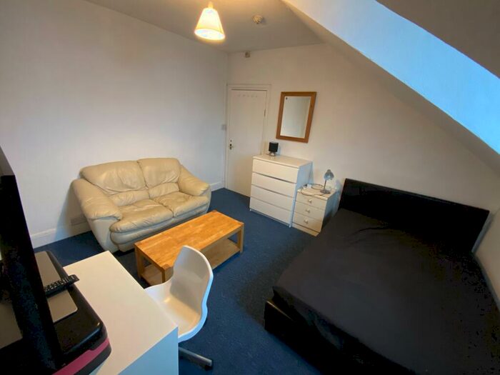 1 Bedroom Flat To Rent In St Michaels Place, Brighton, BN1