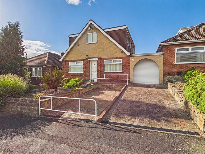 3 Bedroom Detached Bungalow For Sale In The Knoll, Dronfield, S18