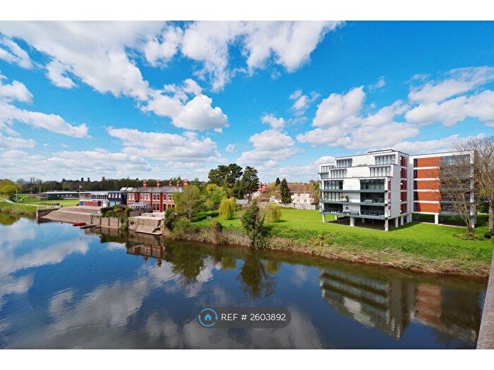 2 Bedroom Flat To Rent In Greyfriars Avenue, Hereford, HR4