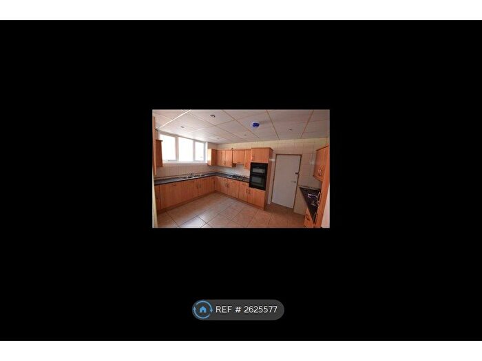 2 Bedroom End Terrace House To Rent In Sealand Road, Chester, CH1
