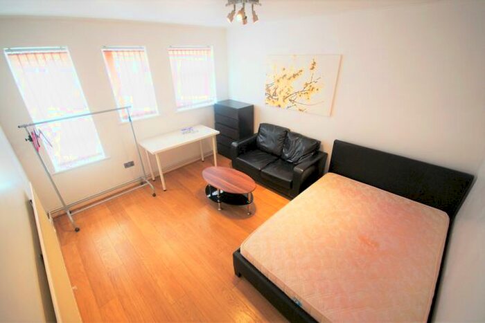 1 Bedroom Flat To Rent In Vernon Close, Coventry CV1