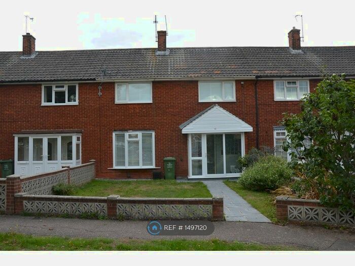 3 Bedroom Terraced House To Rent In Chesterford Green, Basildon, SS14
