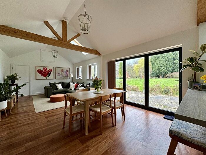 2 Bedroom Detached Bungalow To Rent In Henfold Lane, Beare Green, RH5