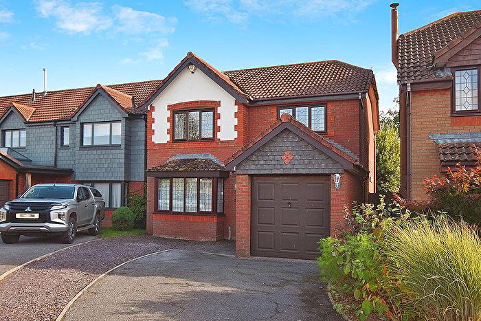 4 Bedroom Detached House For Sale In Berrybrook Meadow, Exminster, Exeter, EX6