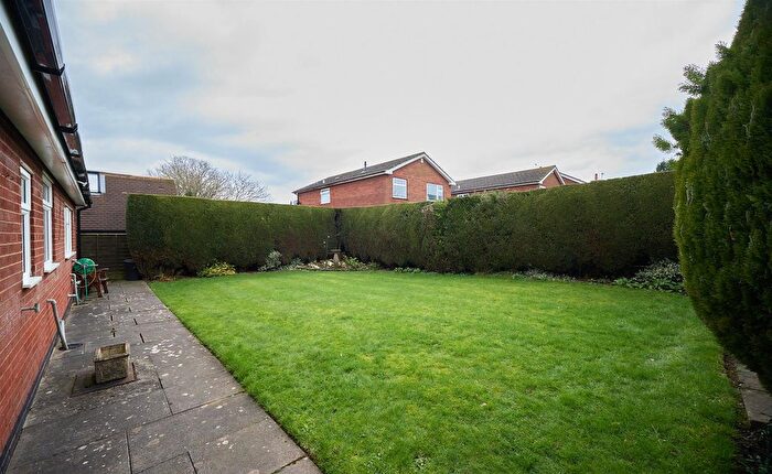 2 Bedroom Detached Bungalow For Sale In De La Bere Crescent, Burbage, Hinckley, LE10