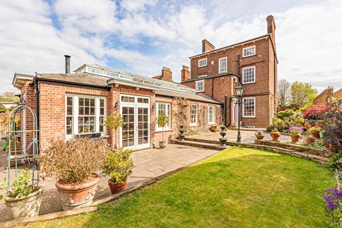 6 Bedroom Detached House For Sale In Distinguished Grade Ii Listed Riverside Georgian Residence In Wisbech, PE13