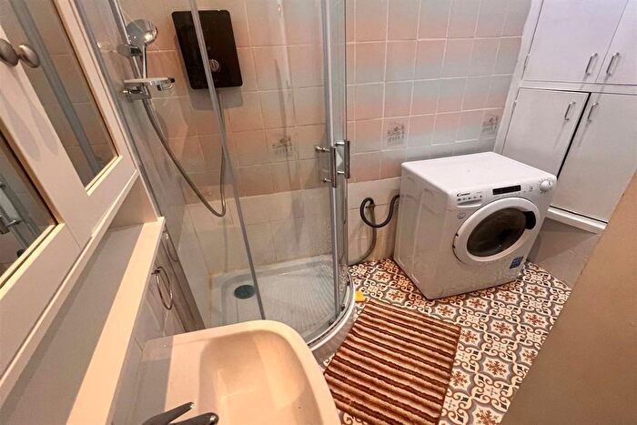 1 Bedroom Flat To Rent In St. Peters Road, Croydon, CR0