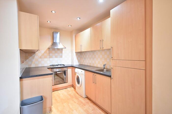 3 Bedroom Flat To Rent In Bayswater Road, Jesmond, NE2
