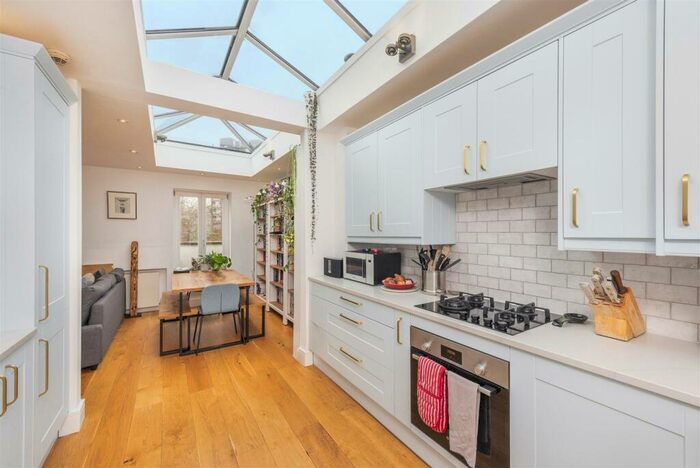 3 Bedroom Flat To Rent In Fleet Road, Hampstead, NW3