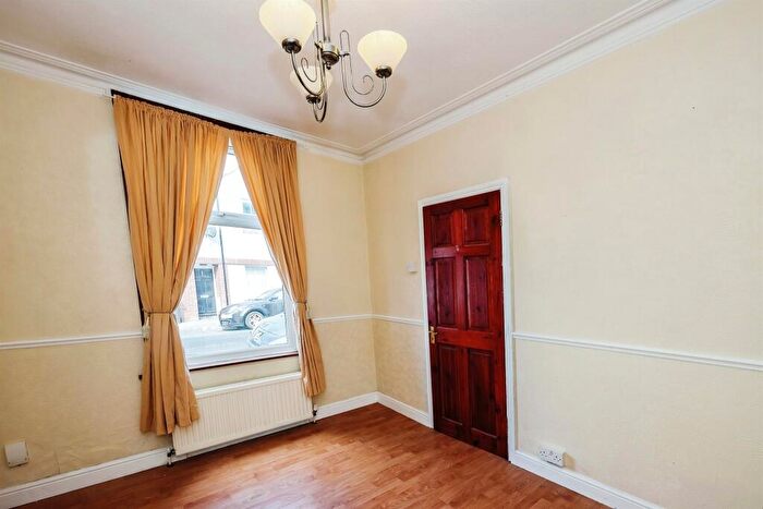 3 Bedroom Terraced House For Sale In Adames Road, Portsmouth, PO1