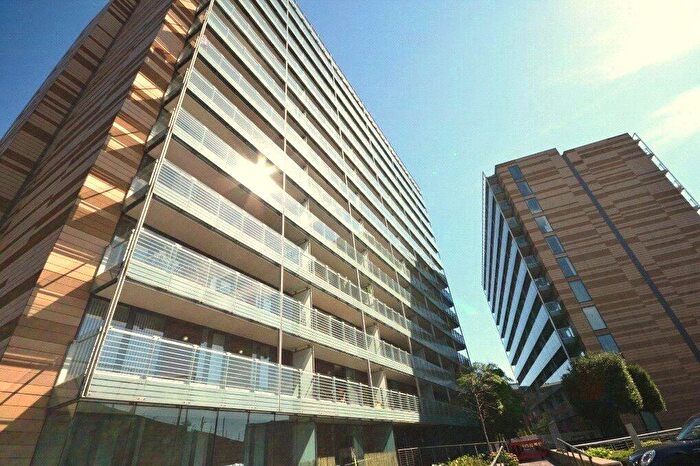 2 Bedroom Apartment To Rent In St Georges Island Block, Kelsoe Place, Castlefield, M15