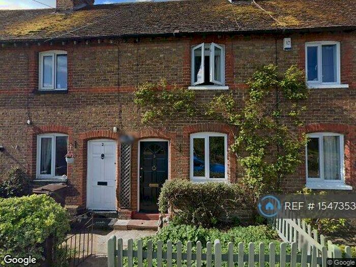 2 Bedroom End Of Terrace House To Rent In New Inn Cottage, East Farleigh, Maidstone, ME15