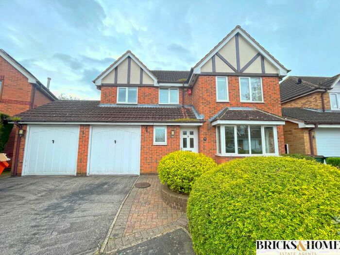 4 Bedroom Detached House To Rent In Mount Pleasant, Oadby, Leicester, LE2