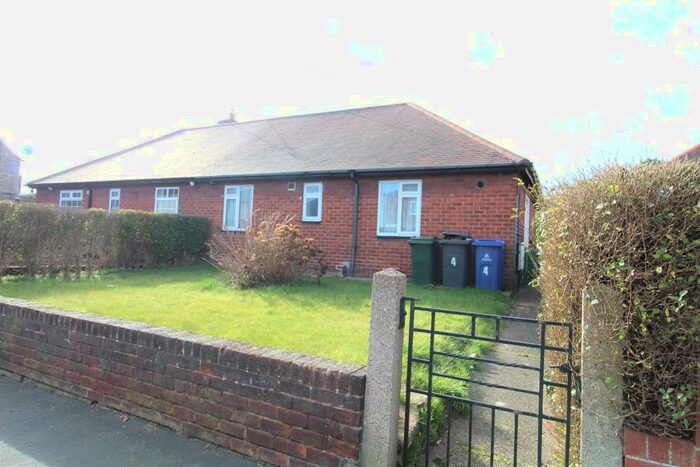 2 Bedroom Semi-Detached Bungalow To Rent In Wilsic Road, Tickhill, DN11