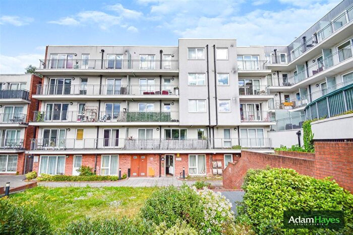 1 Bedroom Flat For Sale In Lankaster Gardens, East Finchley, N2