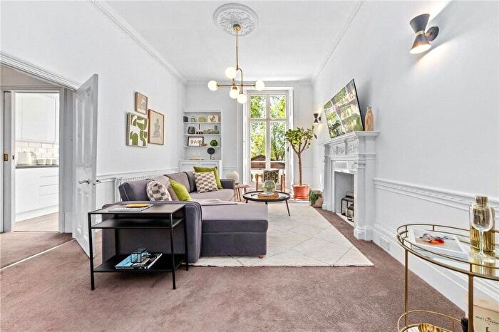 1 Bedroom Flat To Rent In St Georges Square, London, SW1V