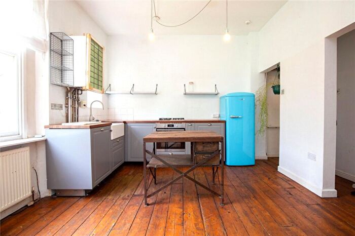 2 Bedroom Terraced House To Rent In City Road, Bristol, BS2