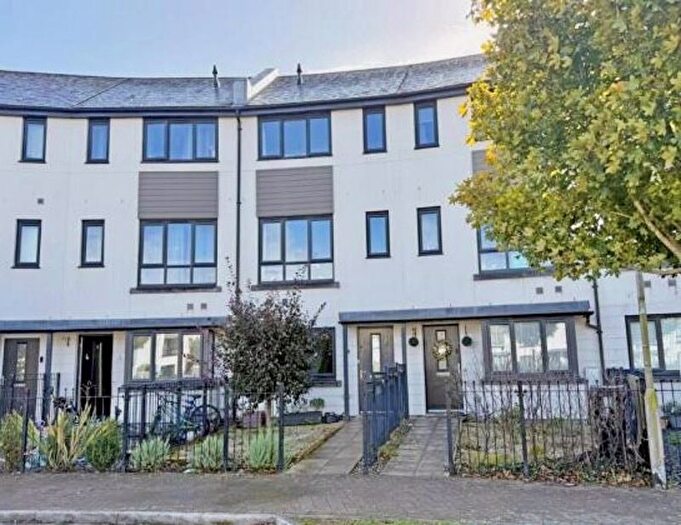 3 Bedroom Terraced House For Sale In Coscombe Circus, Plymouth, PL9