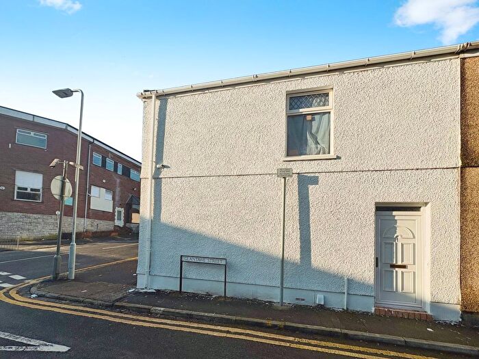 3 Bedroom Semi Detached House For Sale In Glantawe Street, Morriston, Swanea, SA6