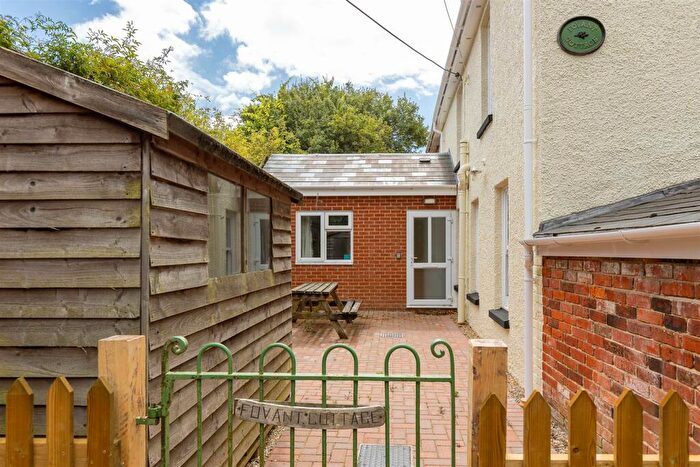 3 Bedroom Semi-Detached House To Rent In Sherbourne Street, Bembridge, PO35