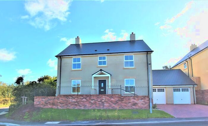 4 Bedroom Detached House For Sale In Alders Drive, Dingestow, Monmouth NP25