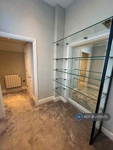 1 Bedroom Flat To Rent In Elmfield House, Doncaster, DN1