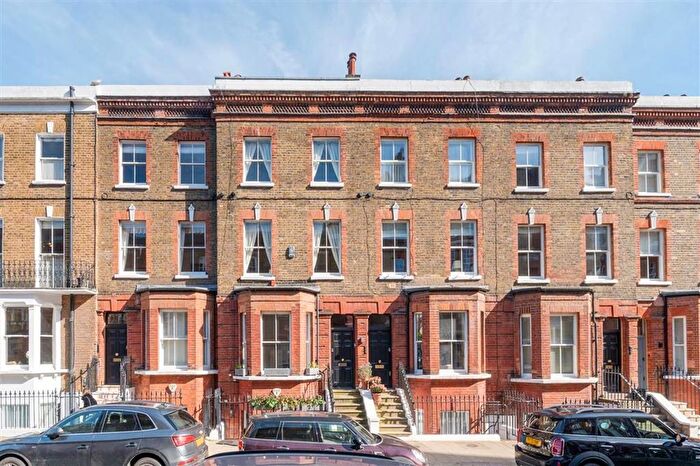 2 Bedroom Flat For Sale In Flood Street, Old Chelsea, London, SW3