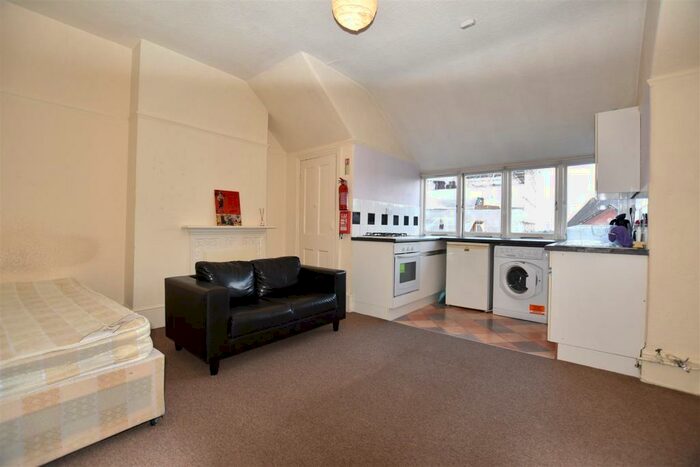 Studio To Rent In Church Crescent, Muswell Hill, N10