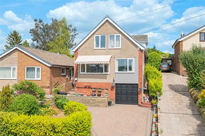 3 Bedroom Detached House For Sale In Upper Batley Lane, Batley, West Yorkshire, WF17