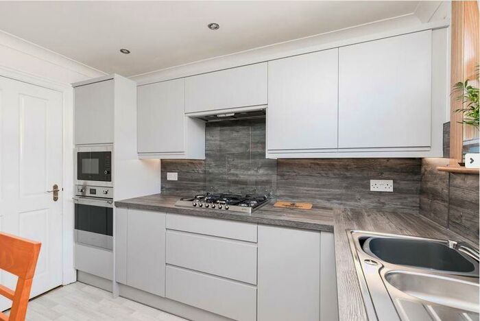 1 Bedroom Flat To Rent In Broomhill Mews, Holburn, Aberdeen, AB10