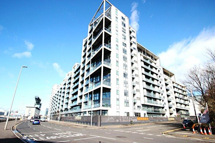 2 Bedroom Flat To Rent In Lancefield Quay, Glasgow, G3
