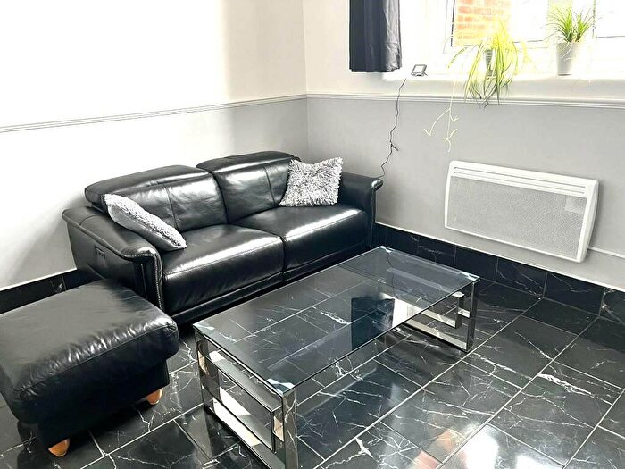 1 Bedroom Flat For Sale In Andersons Road, Southampton, SO14