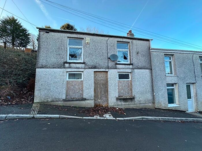 2 Bedroom End Terrace House For Sale In High Street, Ebbw Vale, NP23