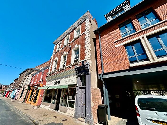 1 Bedroom Flat To Rent In Walmgate, York, YO1