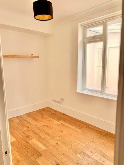 2 Bedroom Flat To Rent In Ainger Road, London, NW3