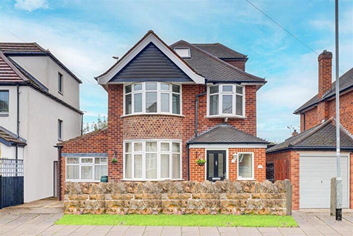 5 Bedroom Detached House For Sale In Harrow Road, West Bridgford, Nottinghamshire, NG2