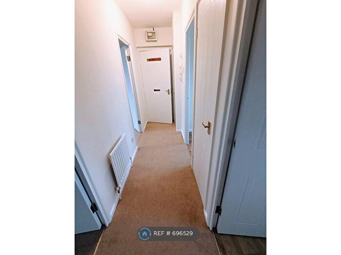 1 Bedroom Flat To Rent In Barwell Court, Birmingham, B9