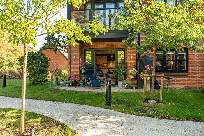 2 Bedroom Retirement Property For Sale In Gallop Place, Stanbridge Earls, Mortimer Drive, Romsey, Hampshire, SO51